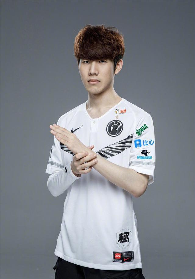 对球迷而言 对球迷而言