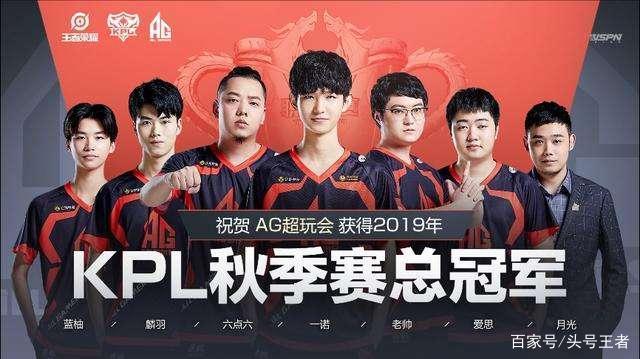 随后反手拉